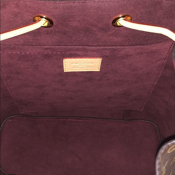 āSOLDāLouis Vuitton Montsouris backpack - Picture 4 of 7